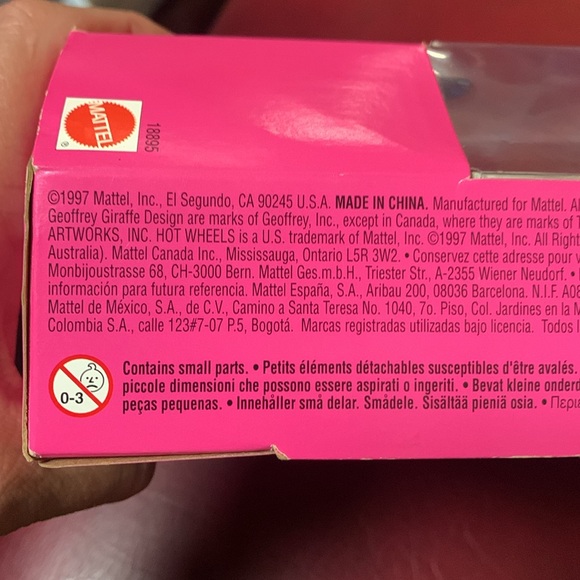 Toys “R” Us Barbie 50 years Anniversary colab 18895 - Picture 3 of 14